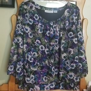 💜* Sag Harbor  Flowy Blouse